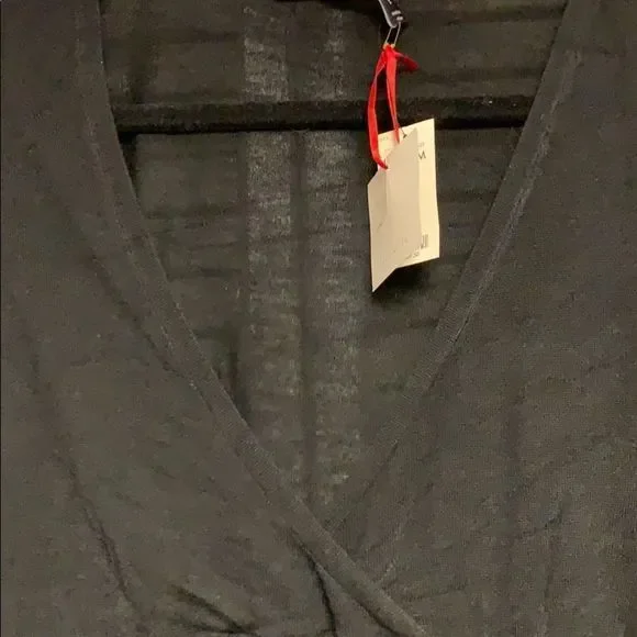 The limited top -  size medium - black NWT - Picture 2 of 5